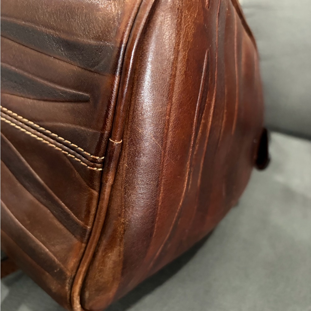 SOLD Dooney & Bourke Tiger Brown Leather Duffel Bag - Picture 10 of 16